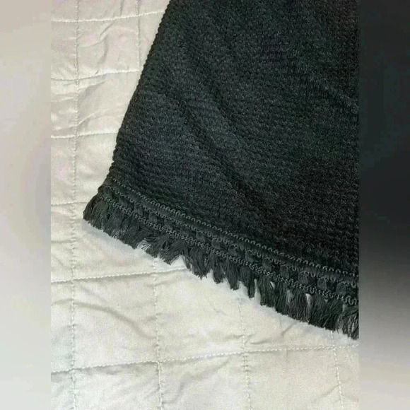 SHEIN Set Lune Tank Top And Fringe Trim Shorts Color Black Size Large - Picture 7 of 9